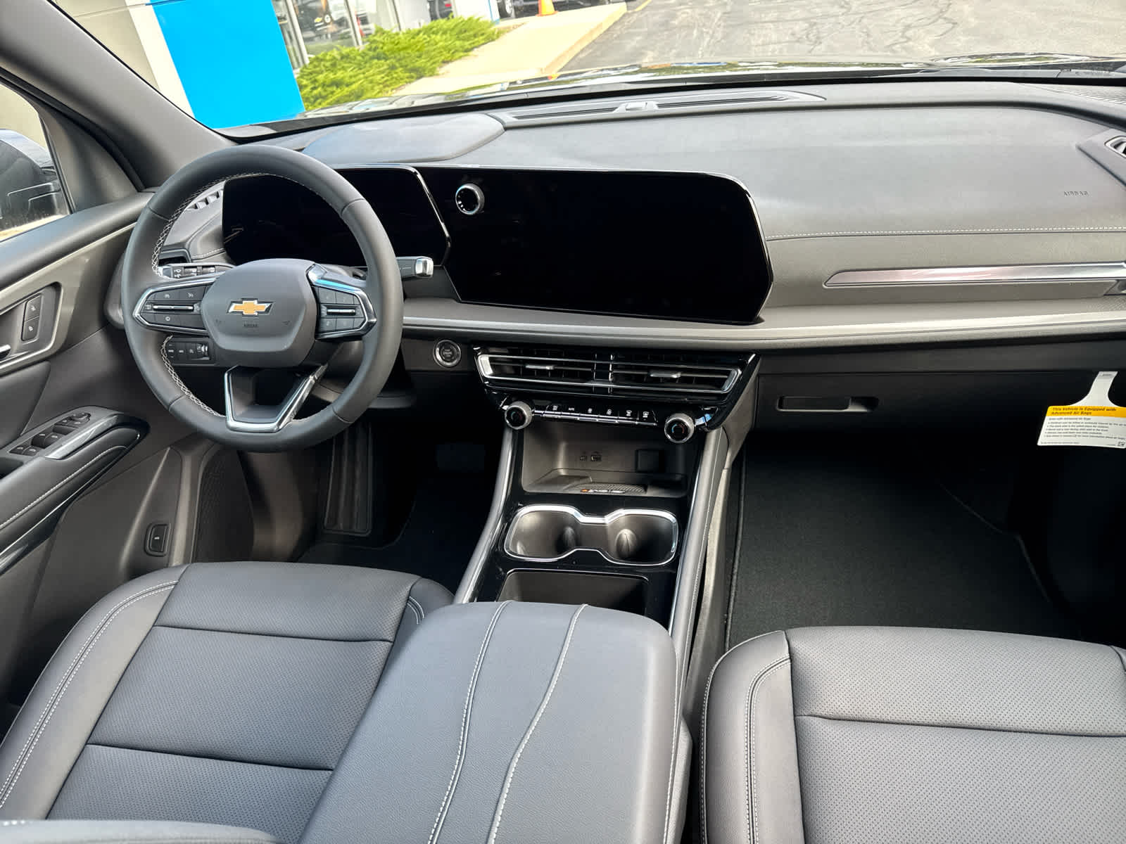 2026 Chevrolet Traverse photo 7