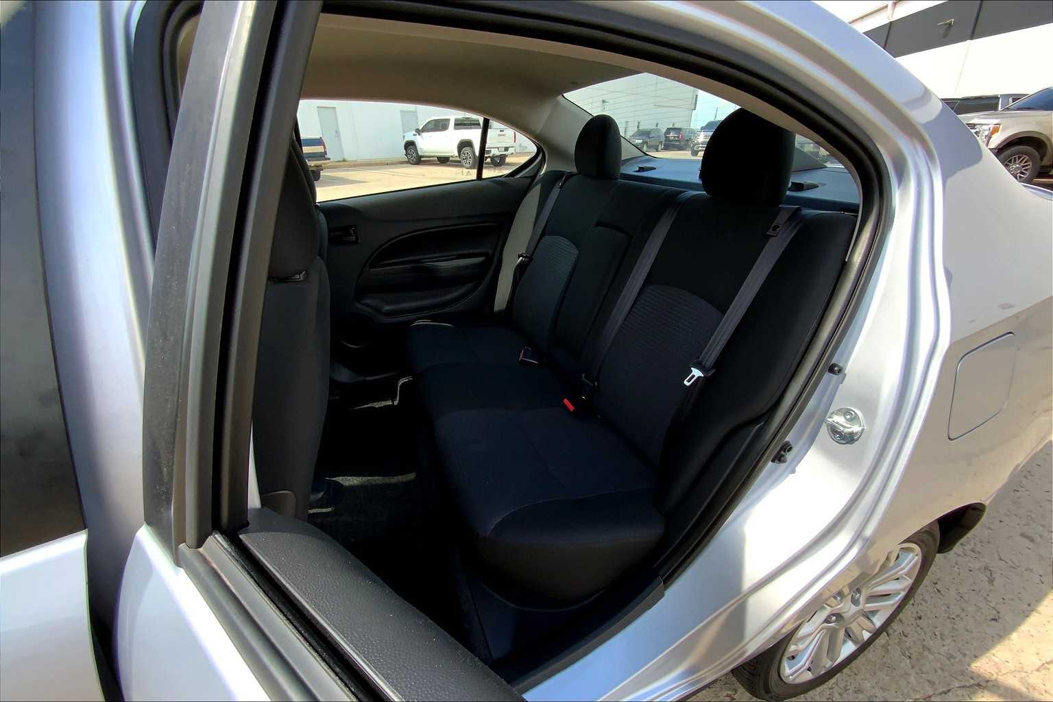 2024 Mitsubishi Mirage G4 LE photo 20
