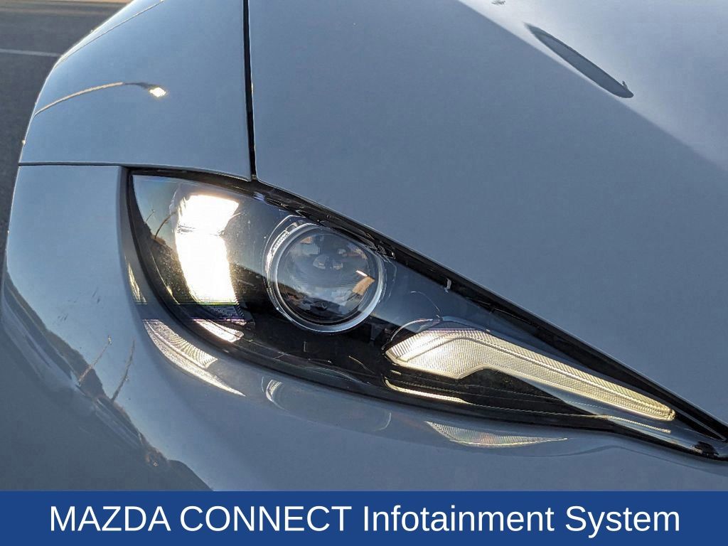 2024 Mazda MX-5 Miata Miata RF Grand Touring photo 9