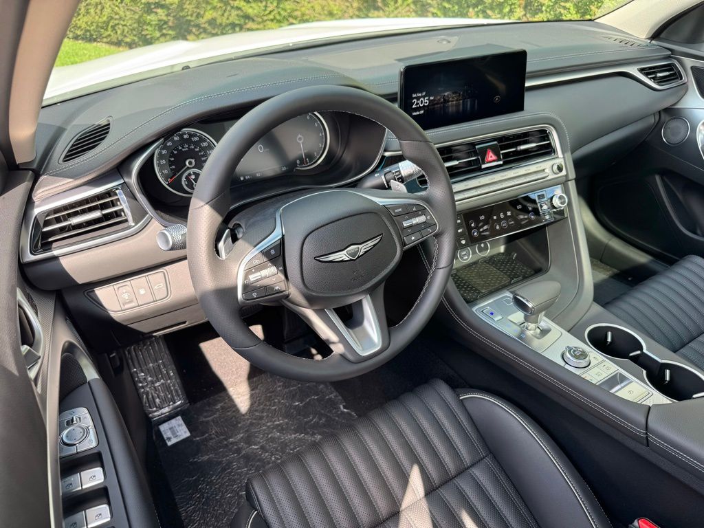 2026 Genesis G70 2.5T Prestige photo 2