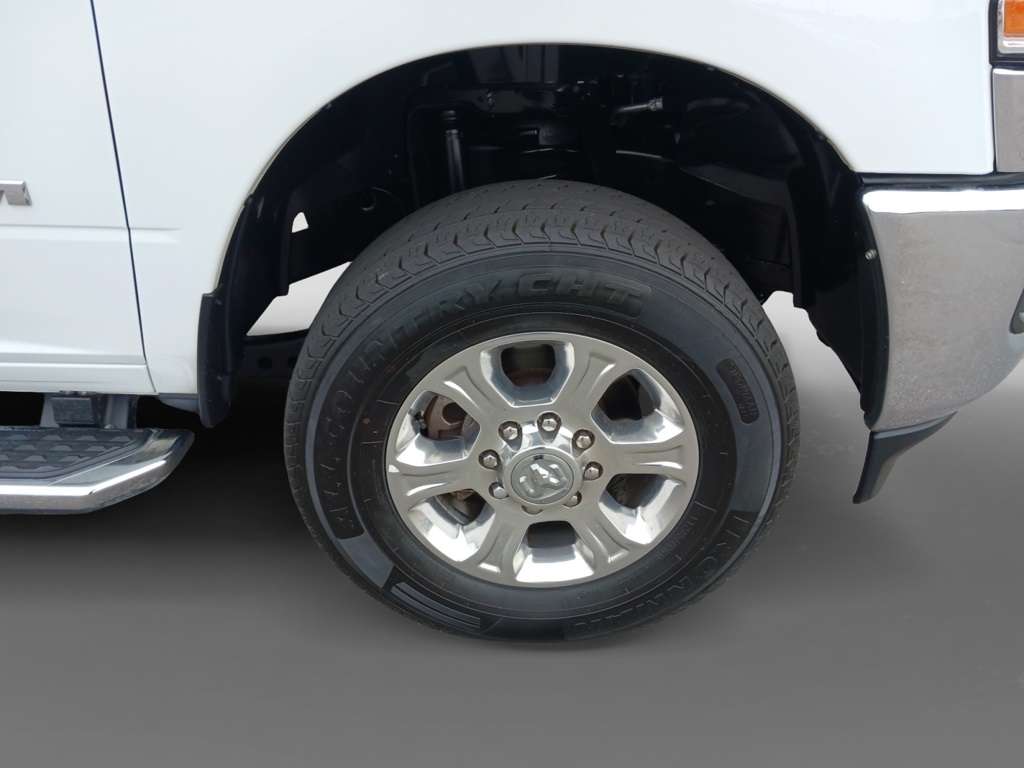 2024 Ram 2500 Big Horn photo 30