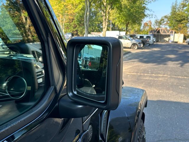 2025 Jeep Gladiator Sport photo 9