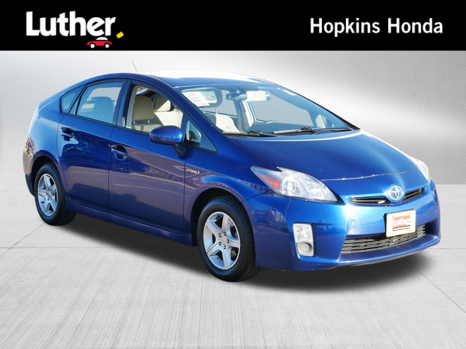 2010 Toyota Prius III