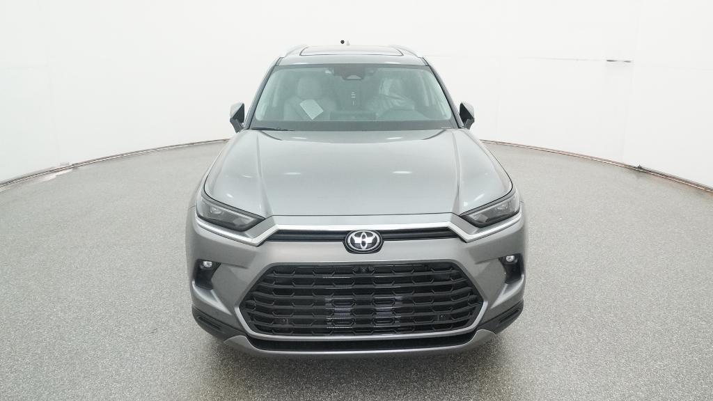 2026 Toyota Grand Highlander Hybrid Limited AWD photo 2