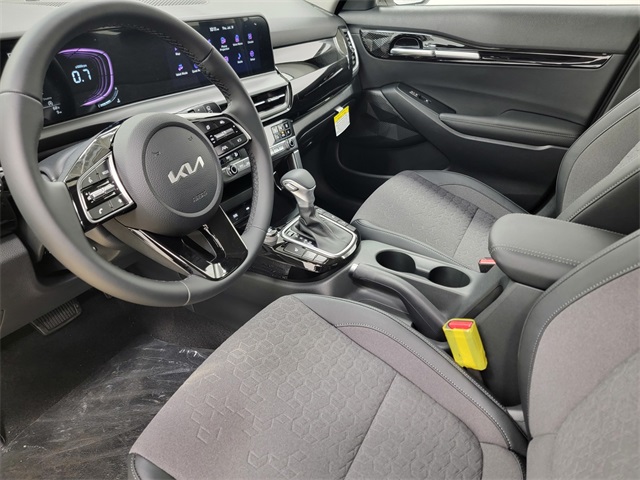 2026 Kia Seltos S photo 12