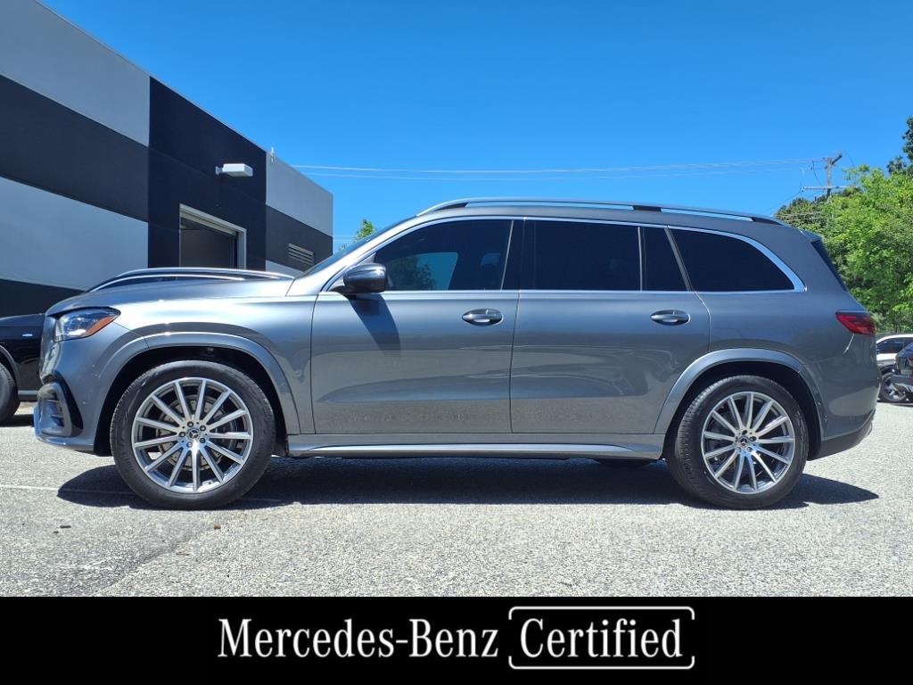2025 Mercedes Benz GLS 450 4MATIC photo 4