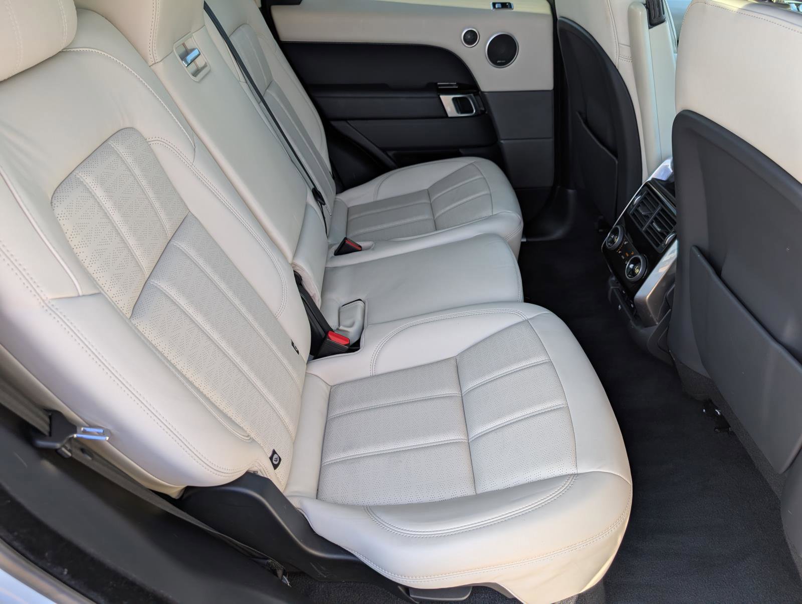 2019 Land Rover Range Rover Sport HSE Dynamic photo 39
