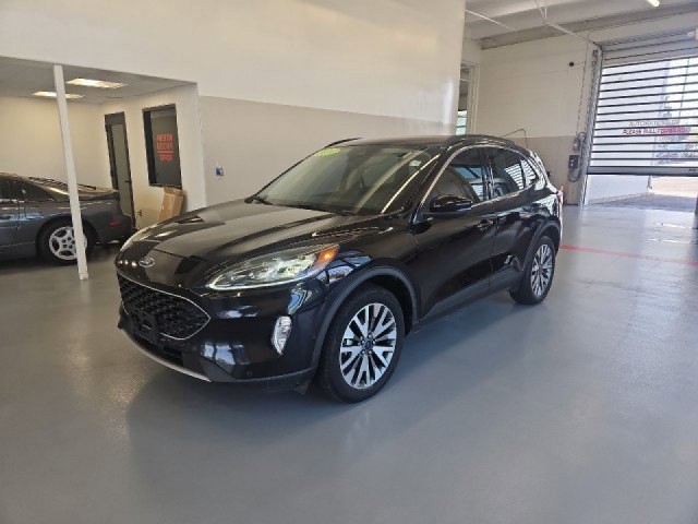 2020 Ford Escape Titanium Hybrid