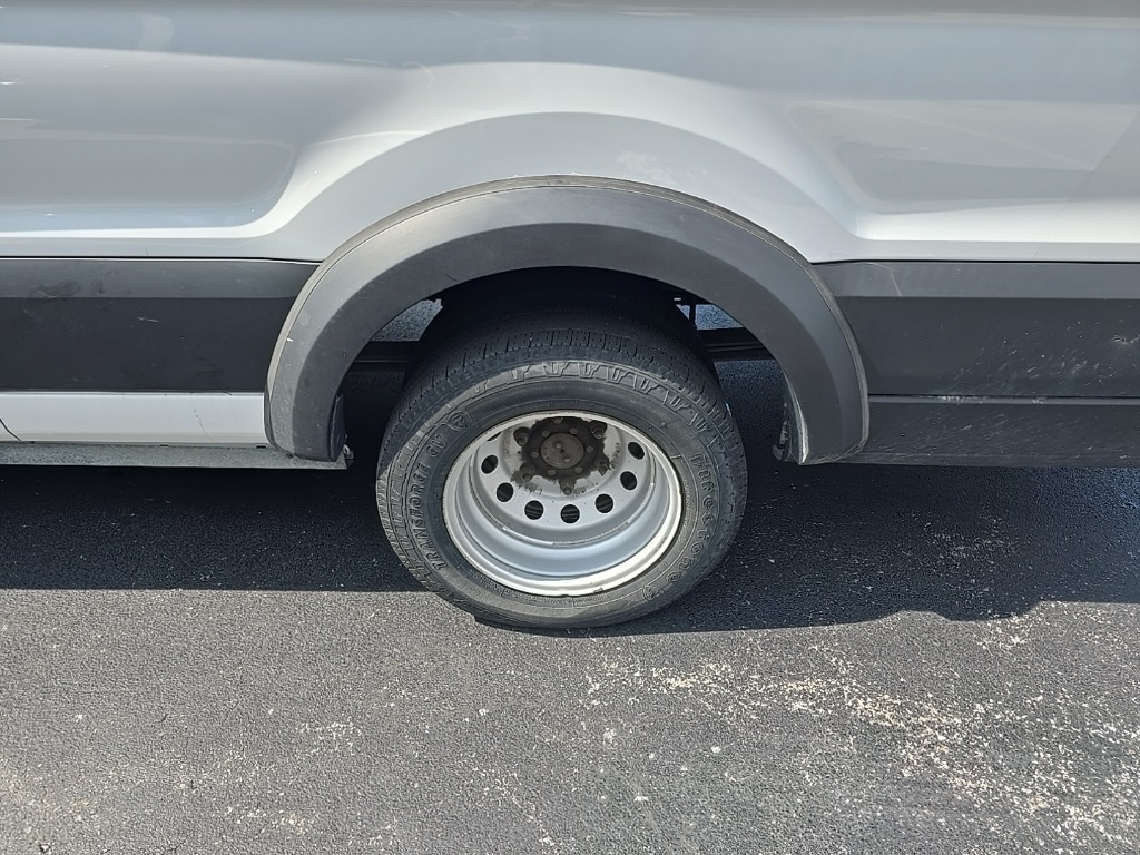 2019 Ford Transit photo 3