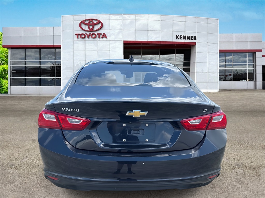 2023 Chevrolet Malibu 1LT photo 4