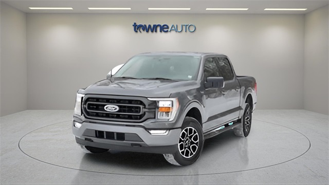 2023 Ford F-150 XLT's photo