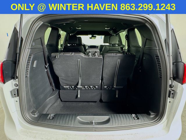 2026 Chrysler Voyager LX photo 22