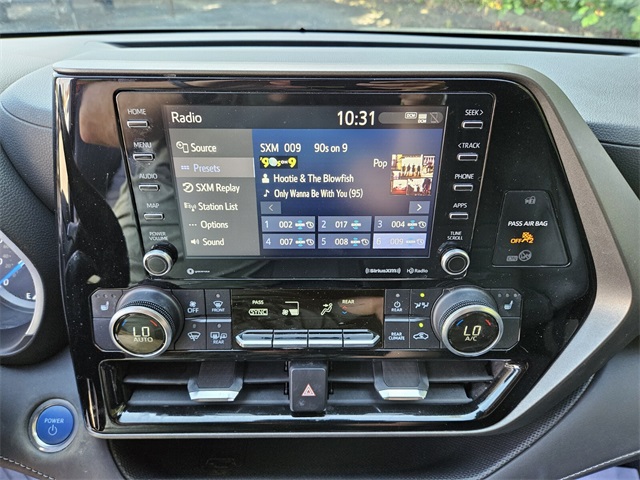 2021 Toyota Highlander Hybrid XLE photo 21