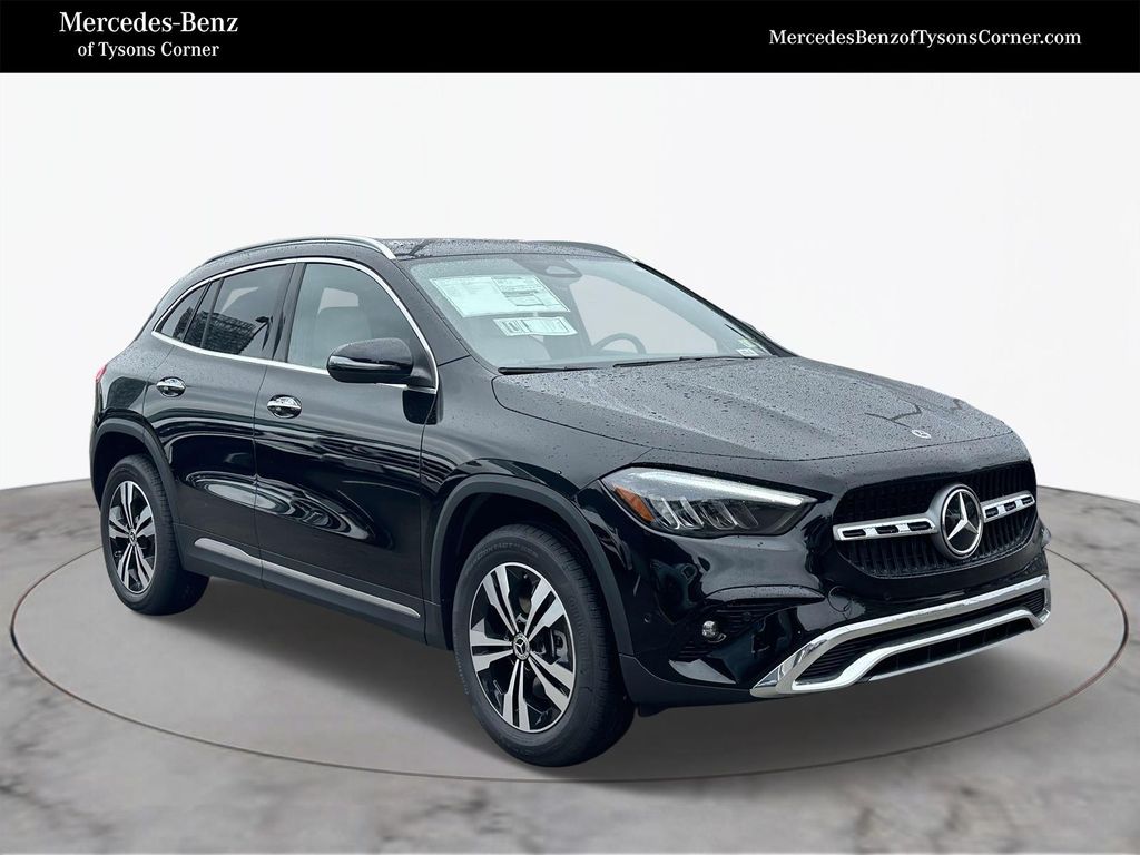 2025 Mercedes Benz GLA 250 4MATIC photo 2