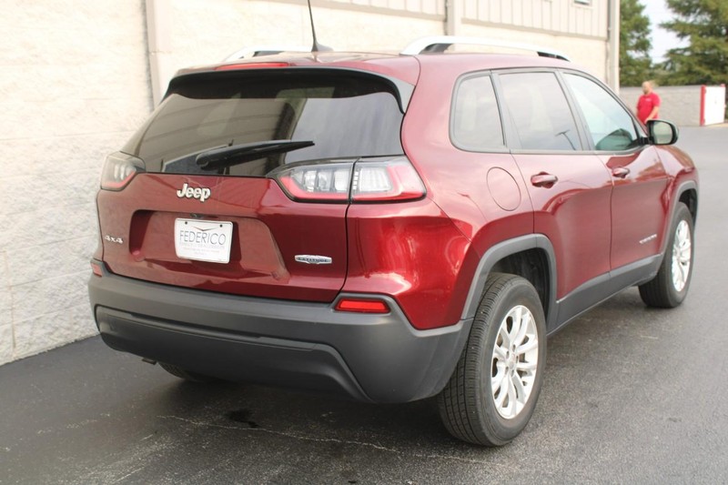 2020 Jeep Cherokee Latitude photo 3