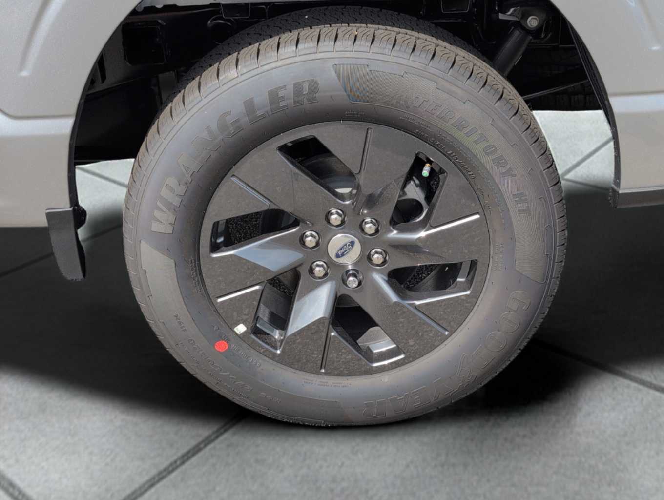 2025 Ford F-150 STX photo 15
