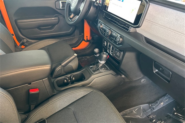 2025 Jeep Wrangler Sport S photo 15