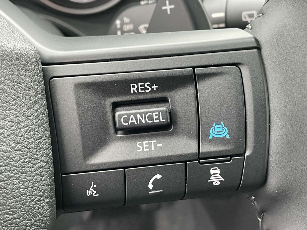 2026 Nissan Rogue SV photo 12