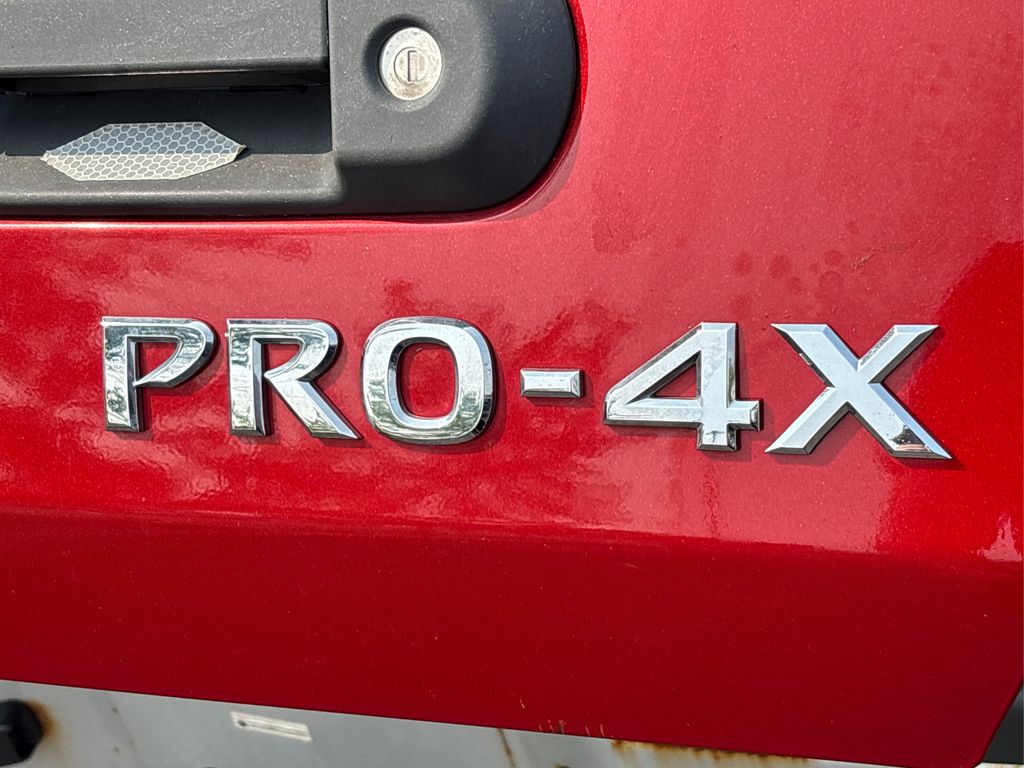 2013 Nissan Xterra PRO-4X photo 13