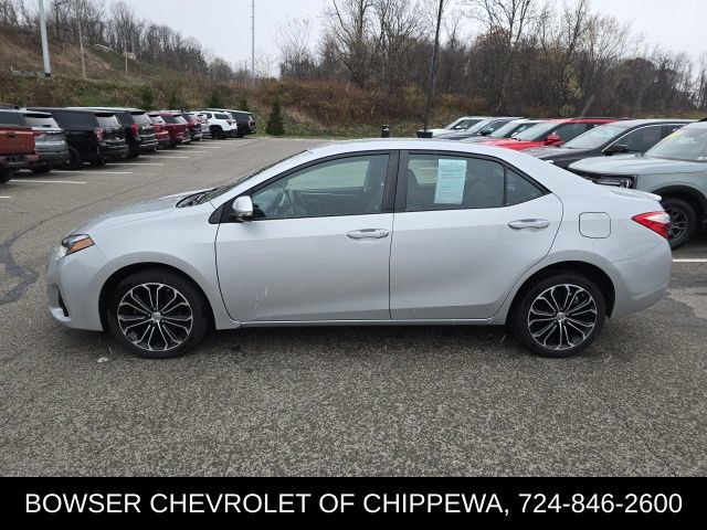 2016 Toyota Corolla L photo 2