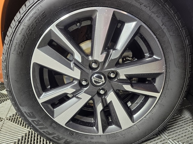 2022 Nissan Versa 1.6 SV photo 2