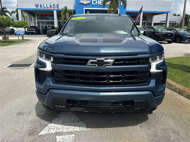 2024 Chevrolet Silverado 1500 RST photo 2