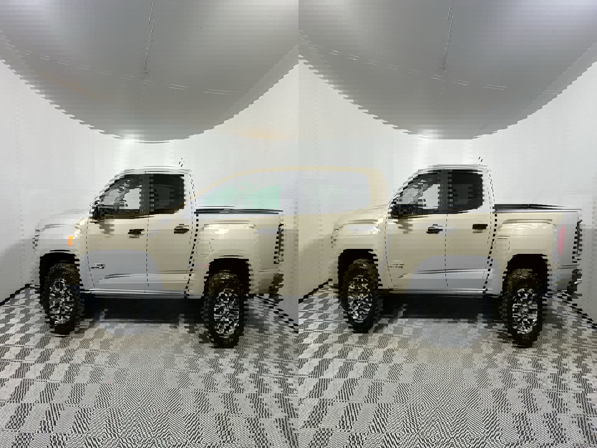 2022 Gmc Canyon AT4 photo 4