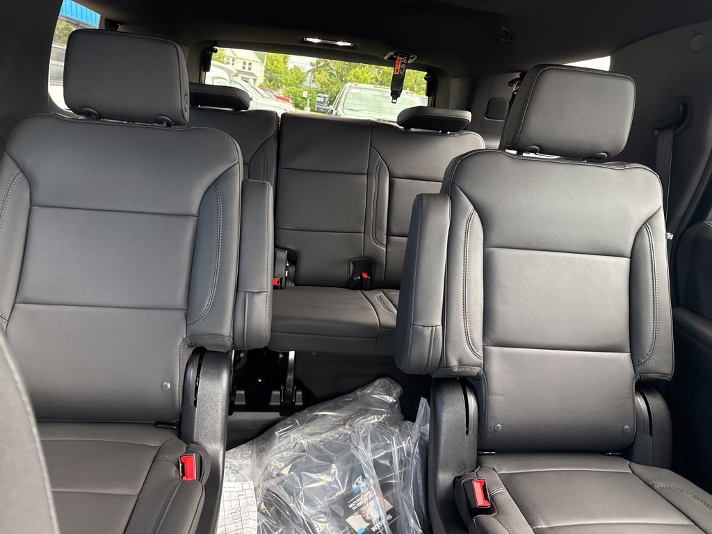 2025 Chevrolet Tahoe Z71 photo 39