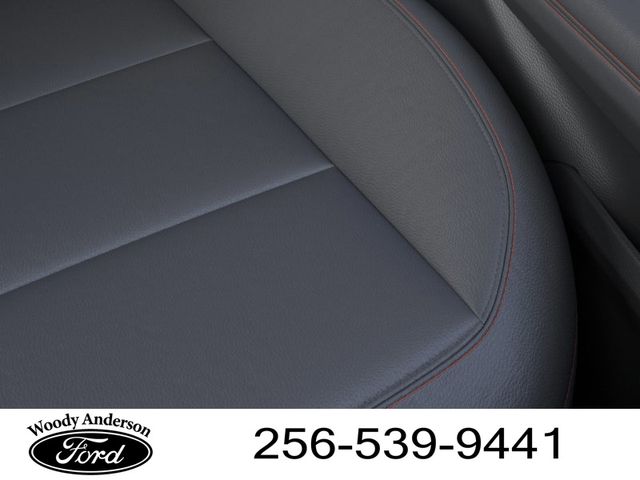 2025 Ford Explorer photo 14