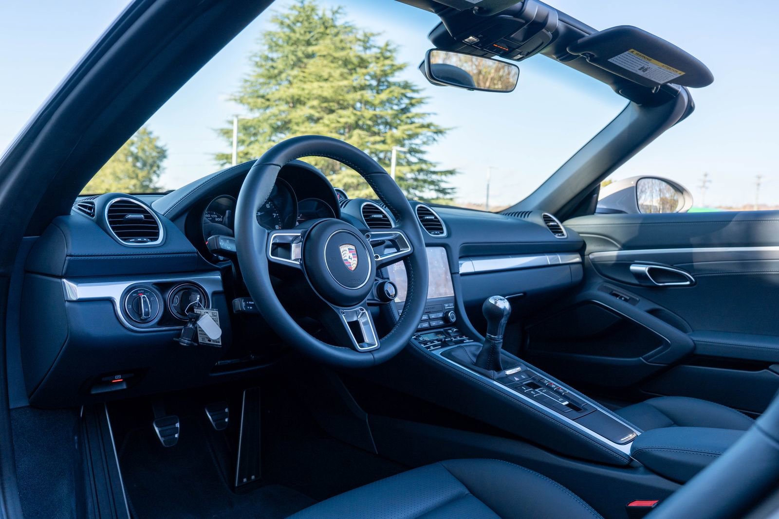 2025 Porsche Boxster GTS 4.0 photo 4