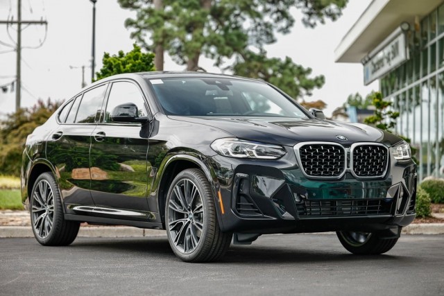 2025 BMW X4