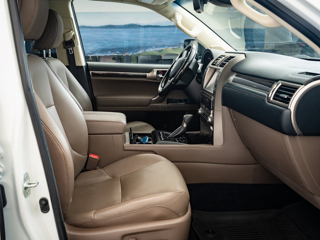 2021 Lexus GX 460 Luxury photo 21