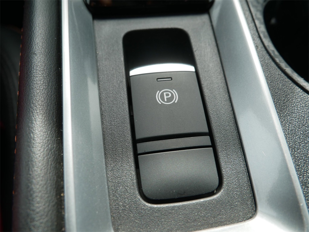 2022 Nissan Altima 2.5 SR photo 28