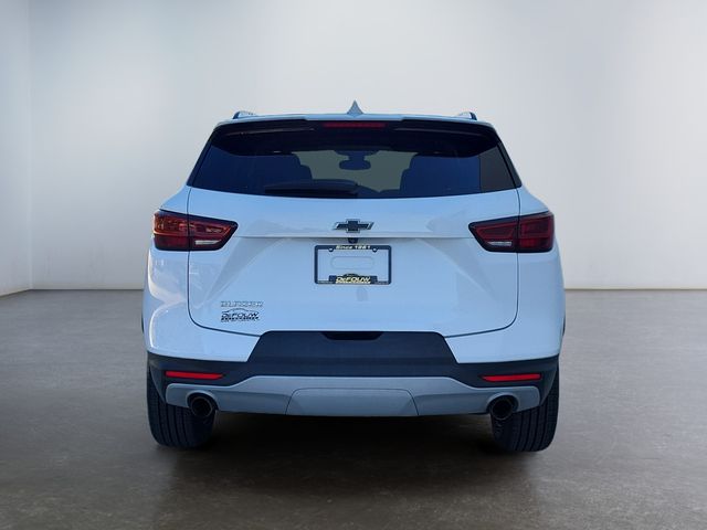 2023 Chevrolet Blazer 2LT photo 4