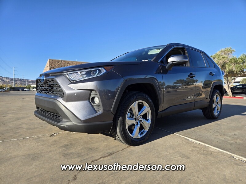 Used 2021 Toyota RAV4 XLE Premium with VIN 4T3B6RFV9MU054221 for sale in Kansas City