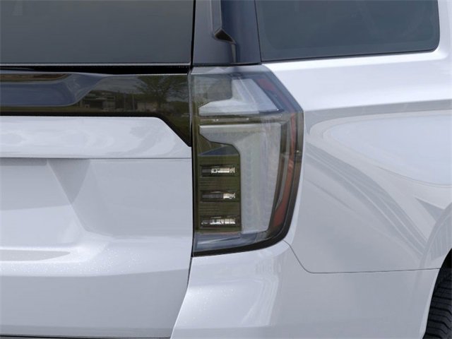 2026 Chevrolet Suburban High Country photo 11