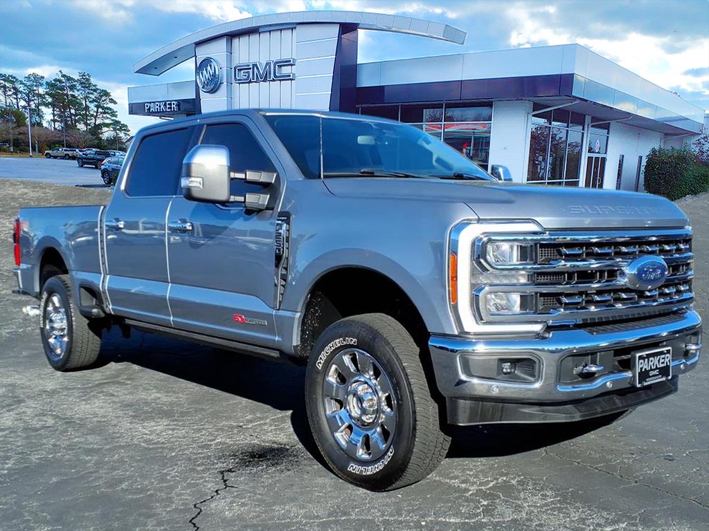 2023 Ford F-250 Super Duty Lariat's photo