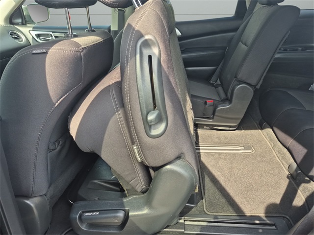 2020 Nissan Pathfinder SV photo 26