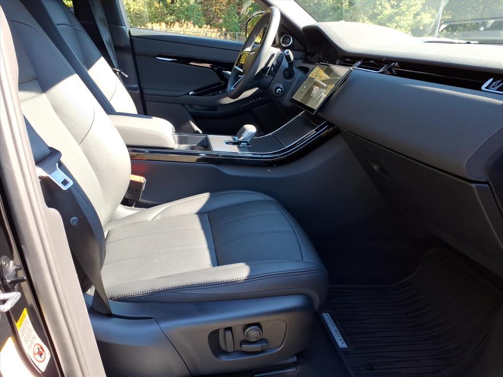 2026 Land Rover Range Rover Evoque S photo 3