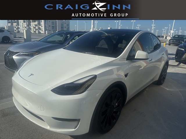 2023 Tesla Model Y Performance's photo
