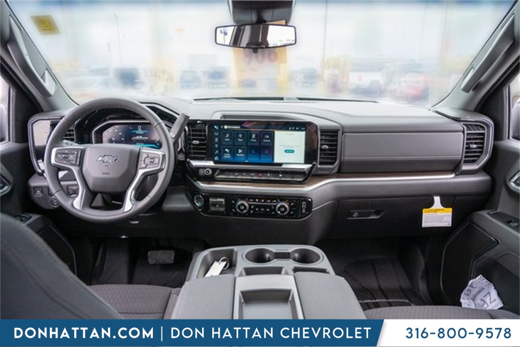 2026 Chevrolet Silverado 1500 RST photo 3