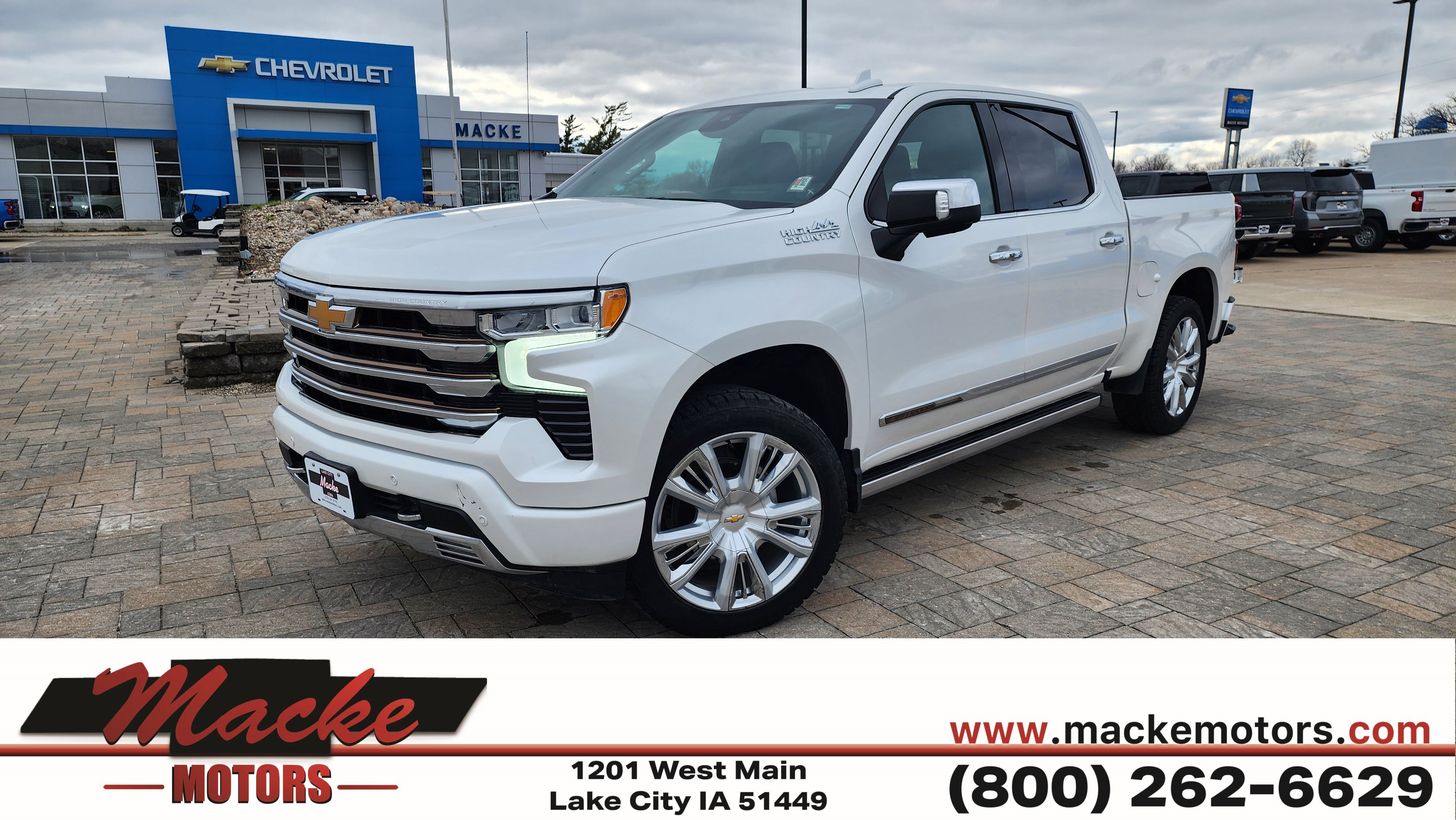 Used 2022 Iridescent Pearl Tricoat Chevrolet High Country image 1