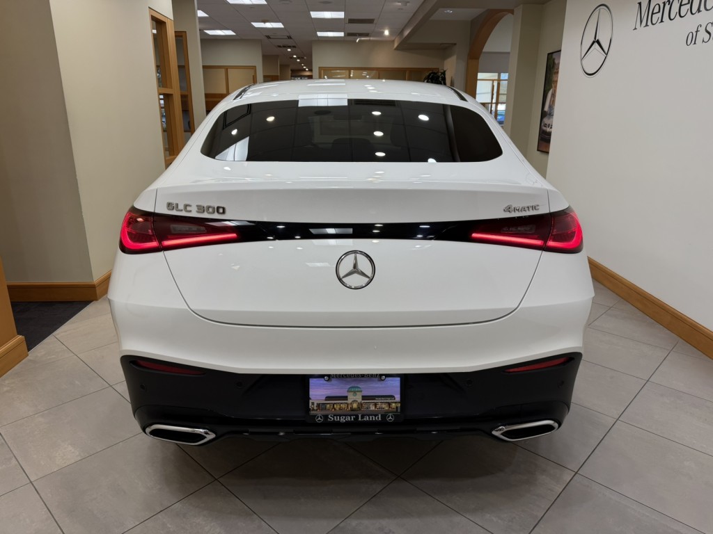 2024 Mercedes Benz GLC 300 4MATIC Coupe photo 3