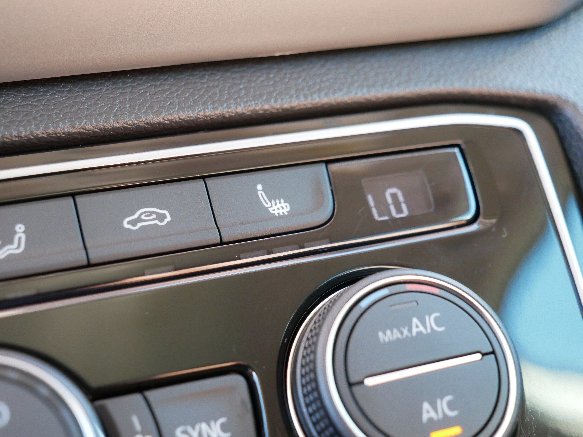 2023 Volkswagen Atlas V6 SE Technology photo 32