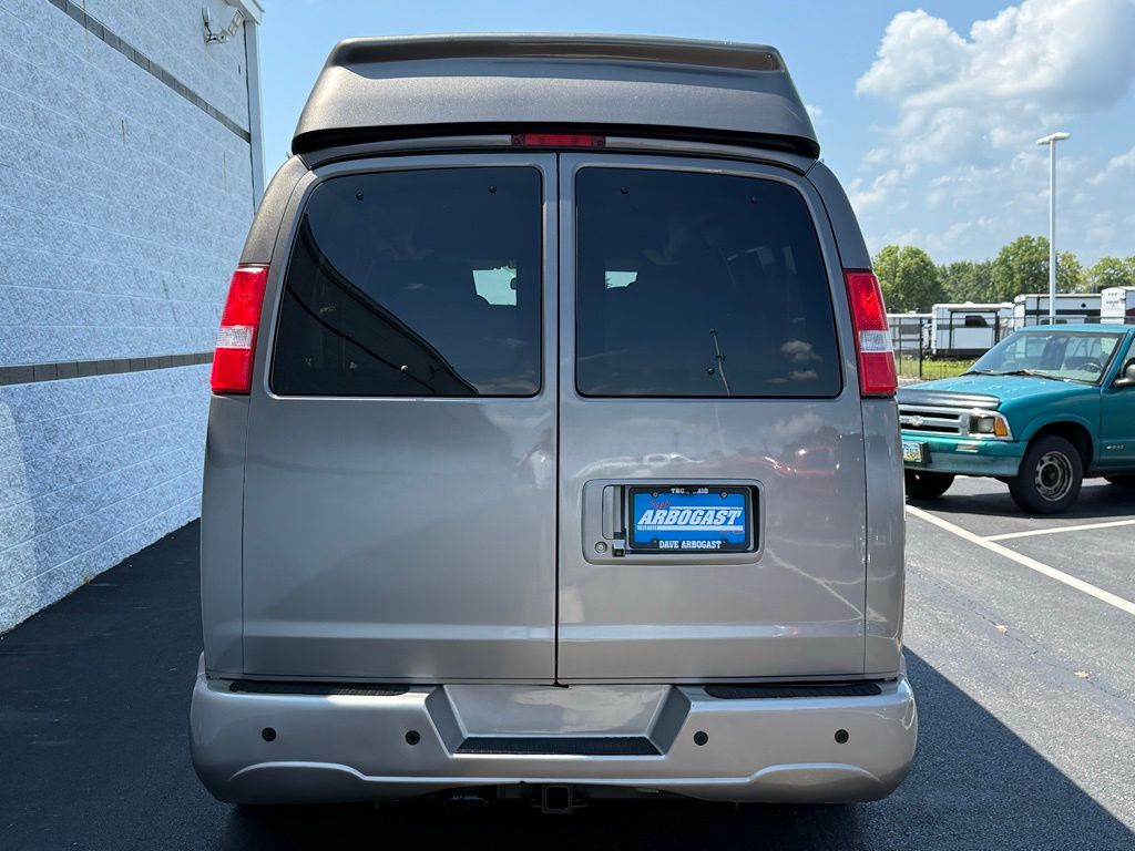 2020 Gmc Savana photo 4
