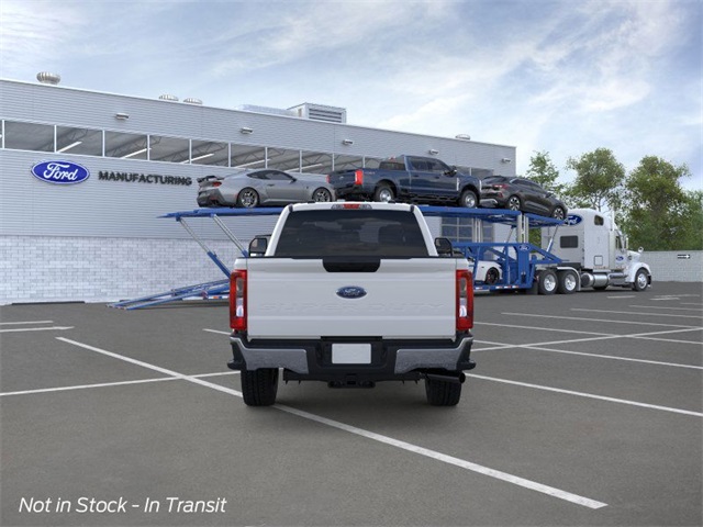 2026 Ford F-350 XLT photo 3