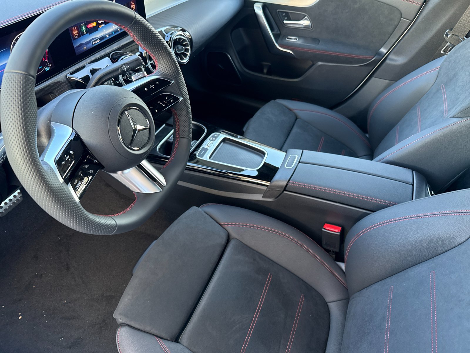 2026 Mercedes Benz CLA 250 photo 10