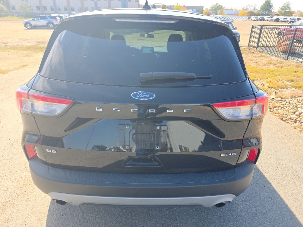2021 Ford Escape SE photo 4