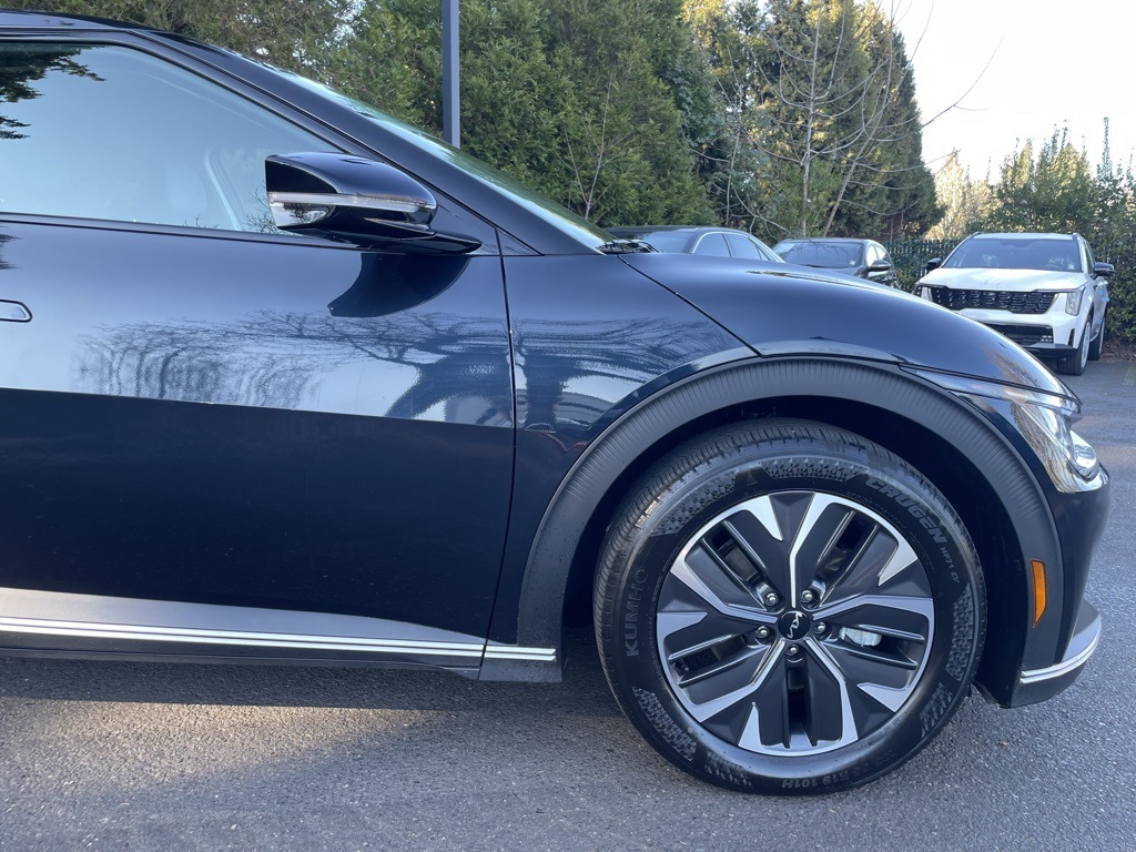 Used 2024 Kia EV6 Light with VIN KNDC34LB3R5621063 for sale in Gladstone, OR