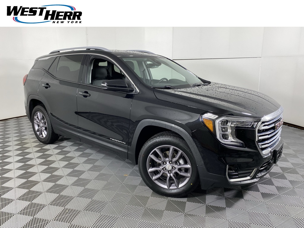 2023 GMC Terrain SLT's photo